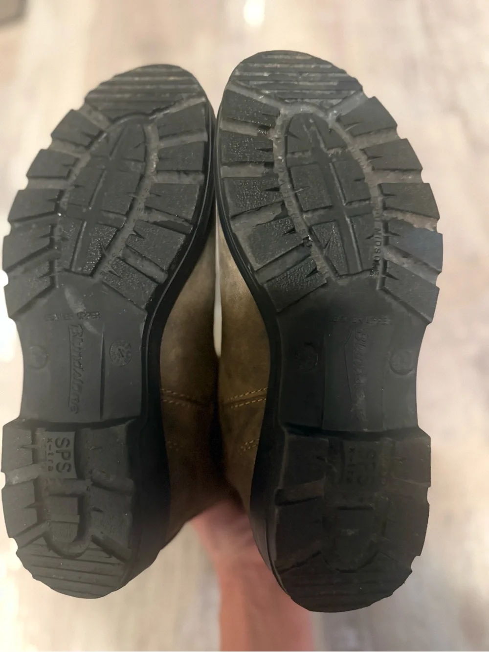 Women’s Blundstone boots - Picture 4 of 7